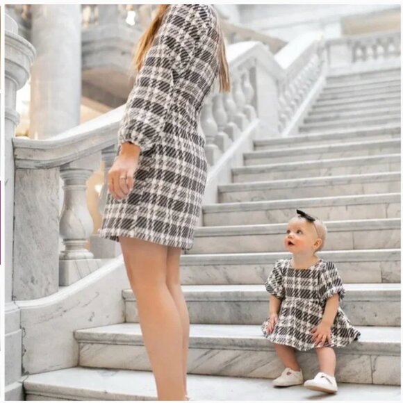 Ivy City Co Anne  Black White Plaid Tweed Mock Neck Sheath Dress Sz L - Picture 3 of 14